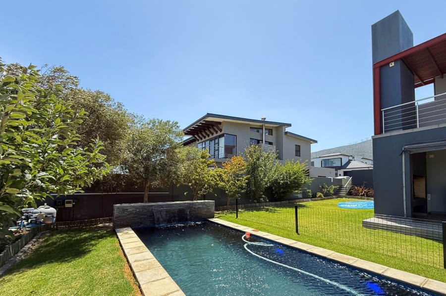 4 Bedroom Property for Sale in Baronetcy Estate Western Cape